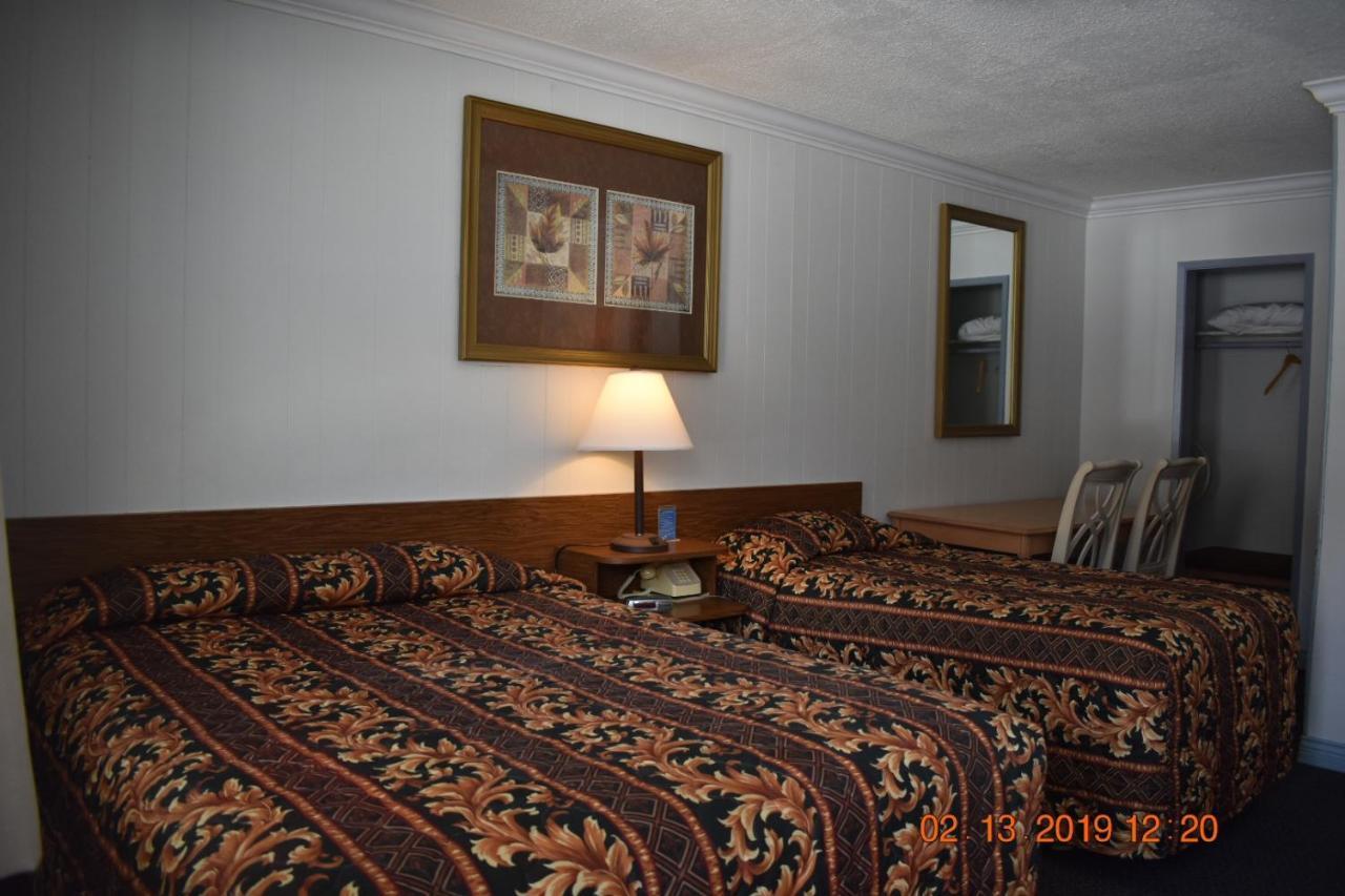 Evening Star Motel Greenwood Exterior photo